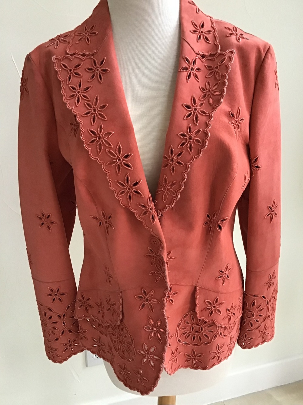 Valentino Women's Embroidered Coral Blazer Jacket made in Italy